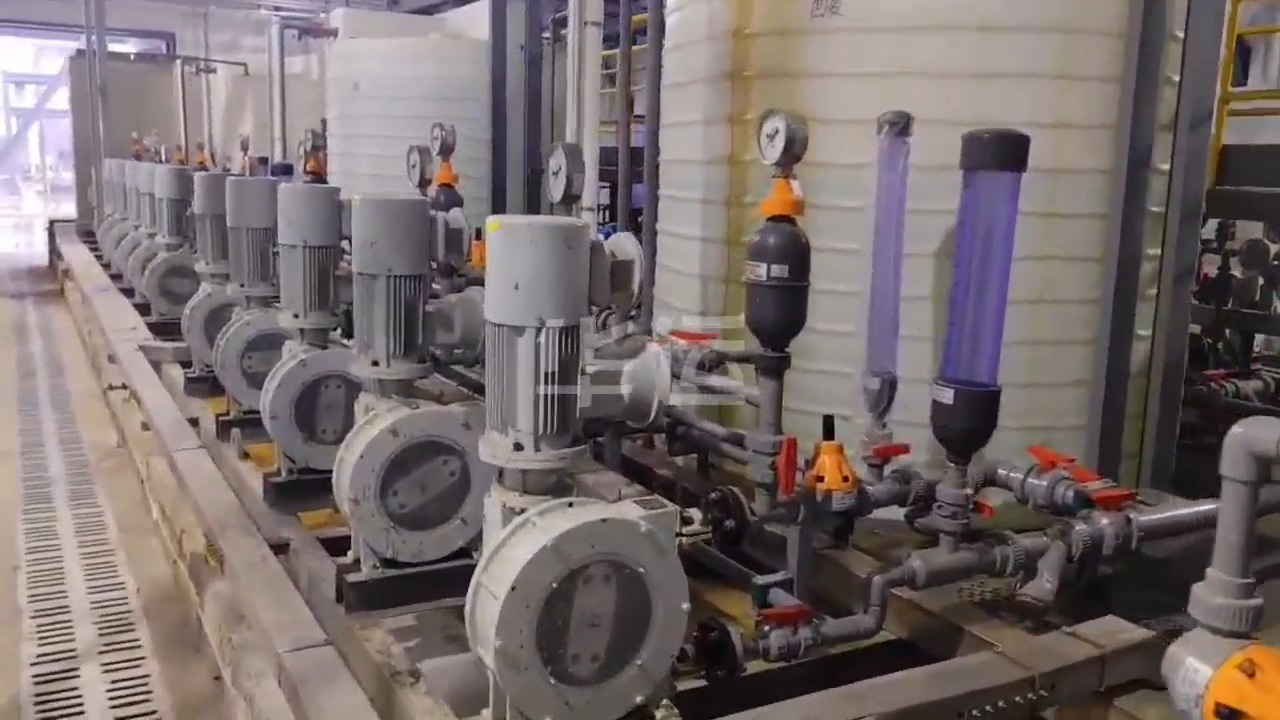 華運機械軟管泵助力國內石油公司油氣田凈化工程，賦能深度處理加藥環節